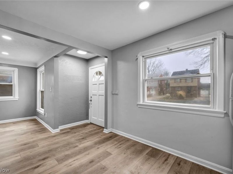 3202 Parklane Drive, Parma, OH 44134 Photo 10