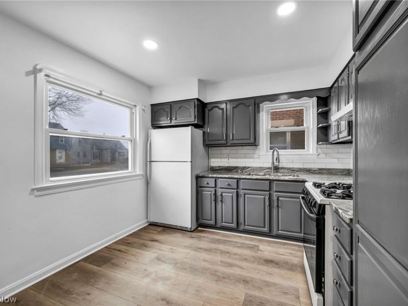 3202 Parklane Drive, Parma, OH 44134 Photo 11