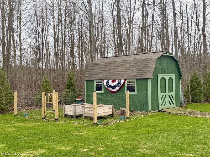 10960 Eden Park Drive, Chardon, OH 44024 Photo 43