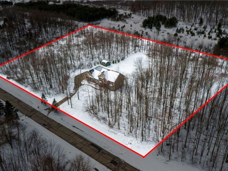 10960 Eden Park Drive, Chardon, OH 44024 Photo 45