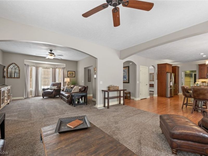 10960 Eden Park Drive, Chardon, OH 44024 Photo 5