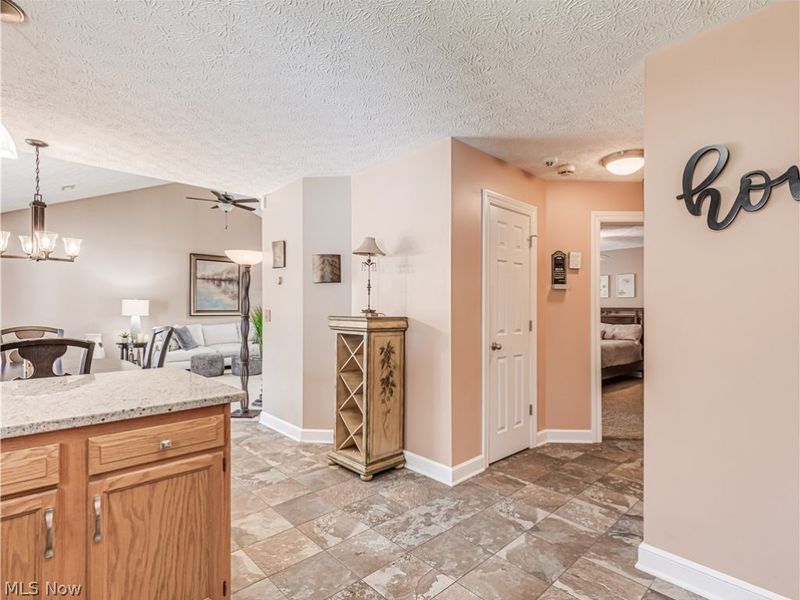 66 Falling Water Circle, Munroe Falls, OH 44262 Photo 11