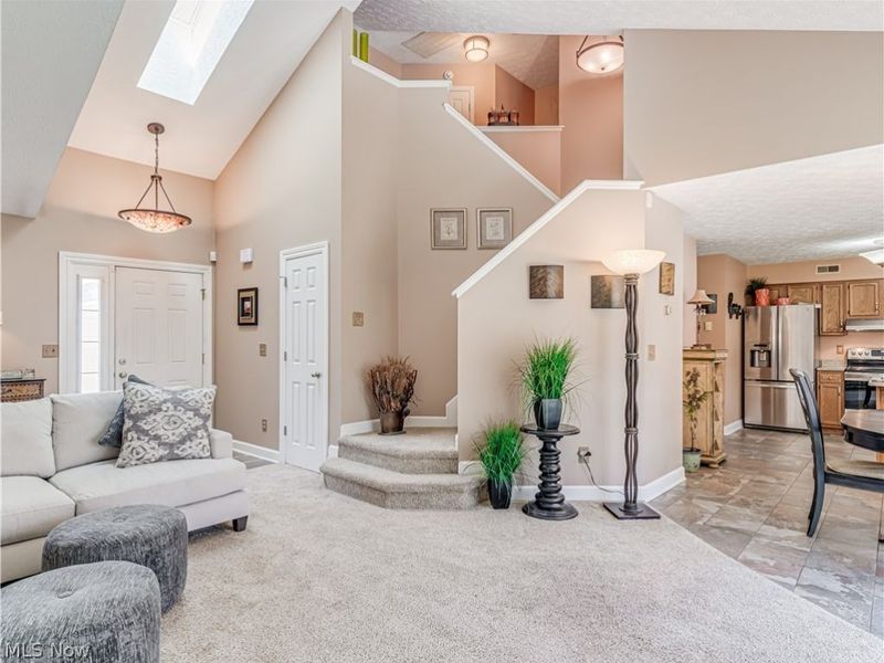 66 Falling Water Circle, Munroe Falls, OH 44262 Photo 3