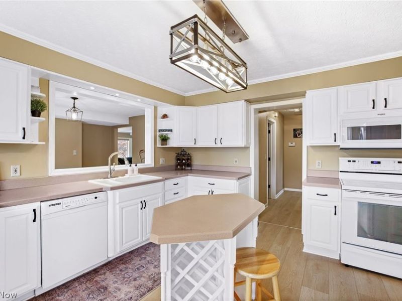 7380 Walters Road, Hudson, OH 44236 Photo 6