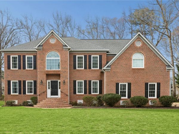 102 Homestead Place , Yorktown, VA 23693