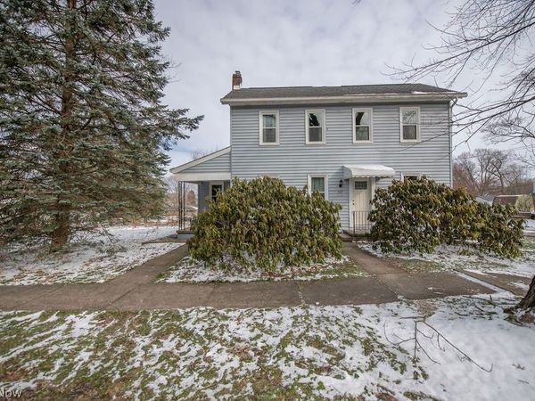 137 Noble Street W, East Canton, OH 44730