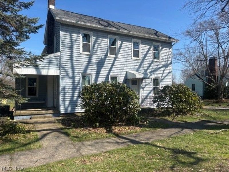 137 Noble Street W, East Canton, OH 44730 Photo 2