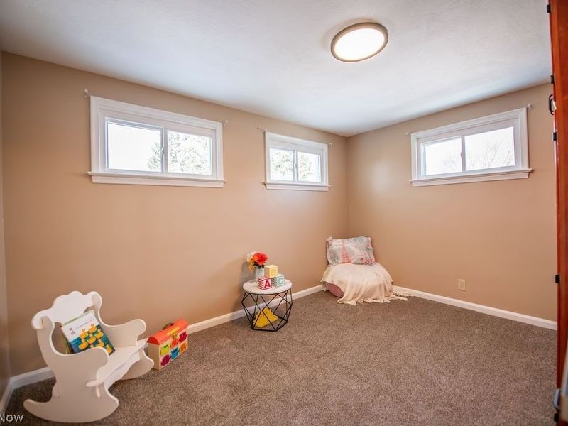 137 Noble Street W, East Canton, OH 44730 Photo 23