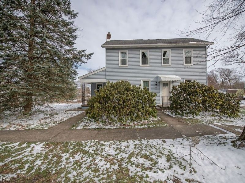 137 Noble Street W, East Canton, OH 44730 Photo 3