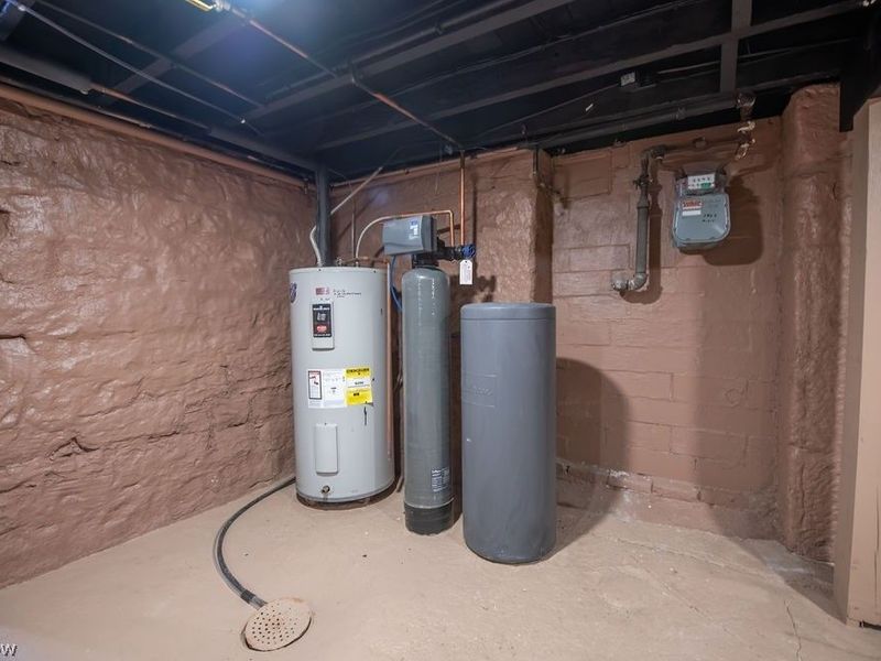 137 Noble Street W, East Canton, OH 44730 Photo 34