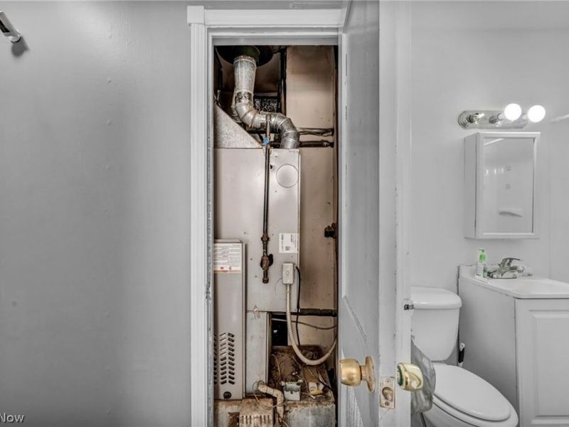 12309 Brookfield Avenue, Cleveland, OH 44135 Photo 17