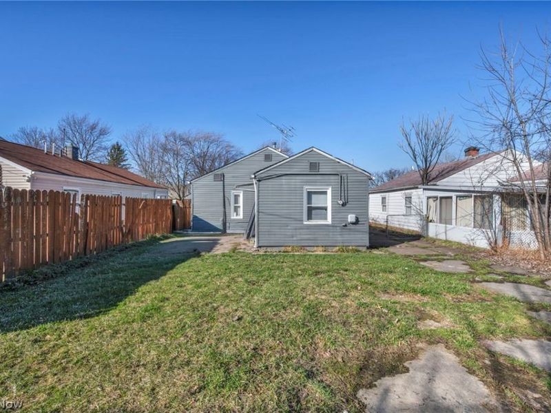 12309 Brookfield Avenue, Cleveland, OH 44135 Photo 19