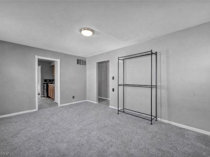 12309 Brookfield Avenue, Cleveland, OH 44135 Photo 3