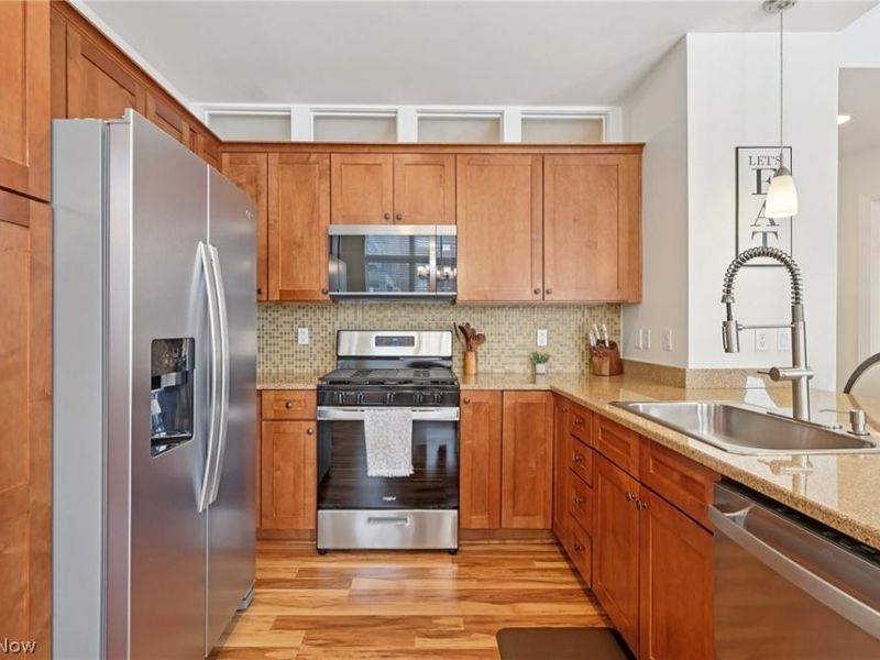 16800 Van Aken Boulevard, Unit 308, Shaker Heights, OH 44120 Photo 12