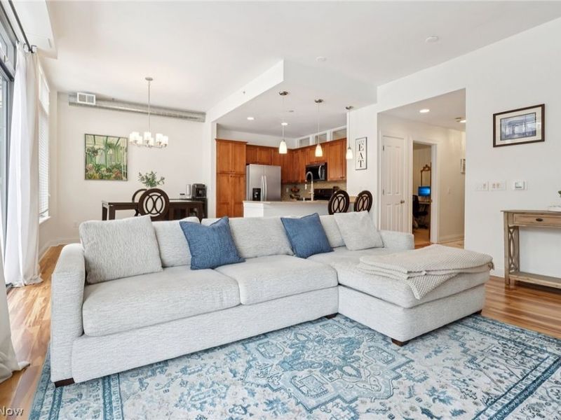 16800 Van Aken Boulevard, Unit 308, Shaker Heights, OH 44120 Photo 8