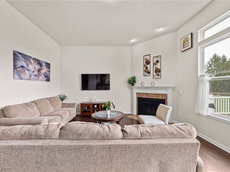 2039 Meadowood Boulevard, Twinsburg, OH 44087 Photo 10