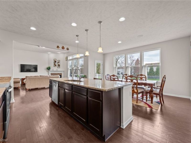 2039 Meadowood Boulevard, Twinsburg, OH 44087 Photo 16