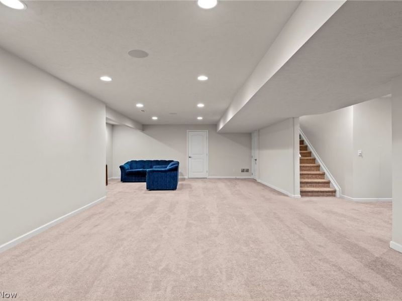 2039 Meadowood Boulevard, Twinsburg, OH 44087 Photo 36