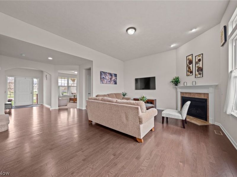 2039 Meadowood Boulevard, Twinsburg, OH 44087 Photo 8