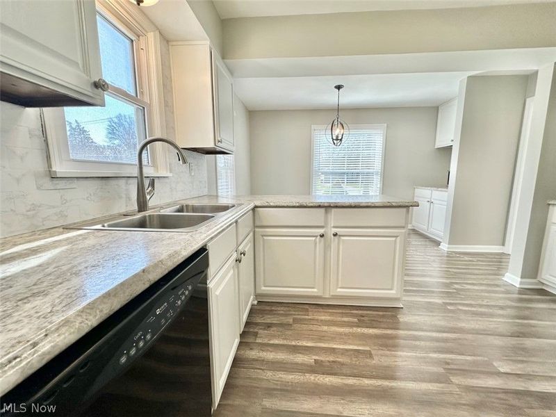 5815 Chestnut Road, Independence, OH 44131 Photo 5