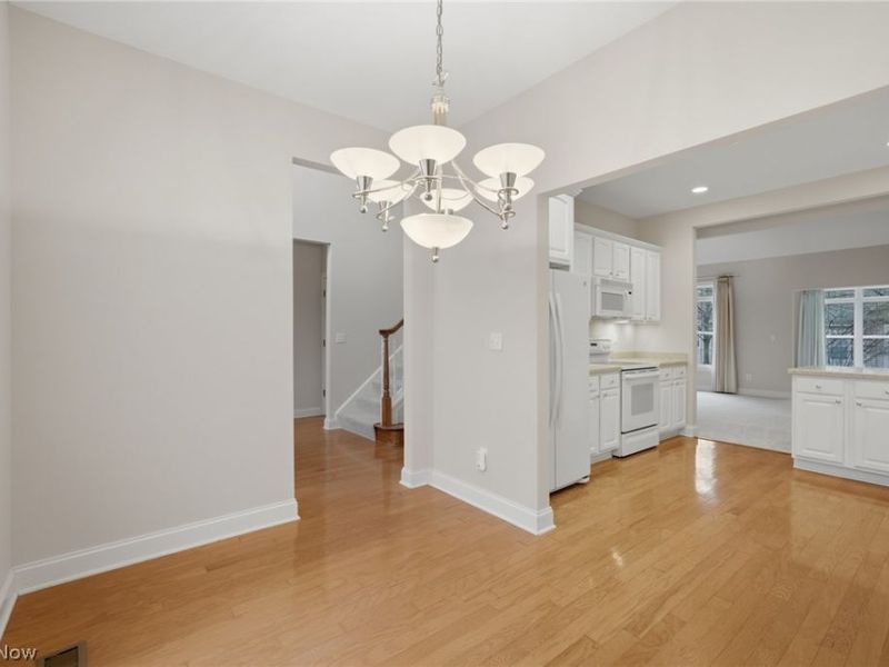 410 Rosebury Court, Mayfield Heights, OH 44124 Photo 16