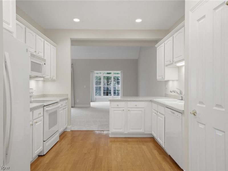 410 Rosebury Court, Mayfield Heights, OH 44124 Photo 20