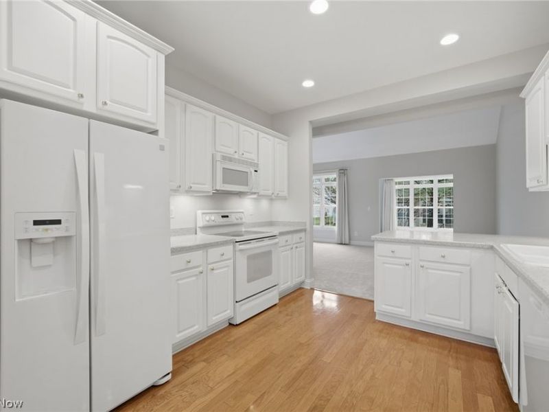 410 Rosebury Court, Mayfield Heights, OH 44124 Photo 22