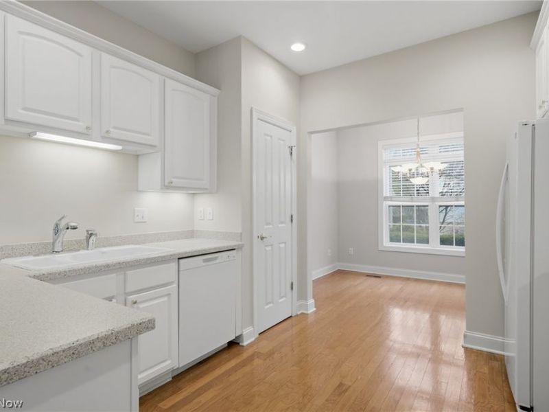 410 Rosebury Court, Mayfield Heights, OH 44124 Photo 24