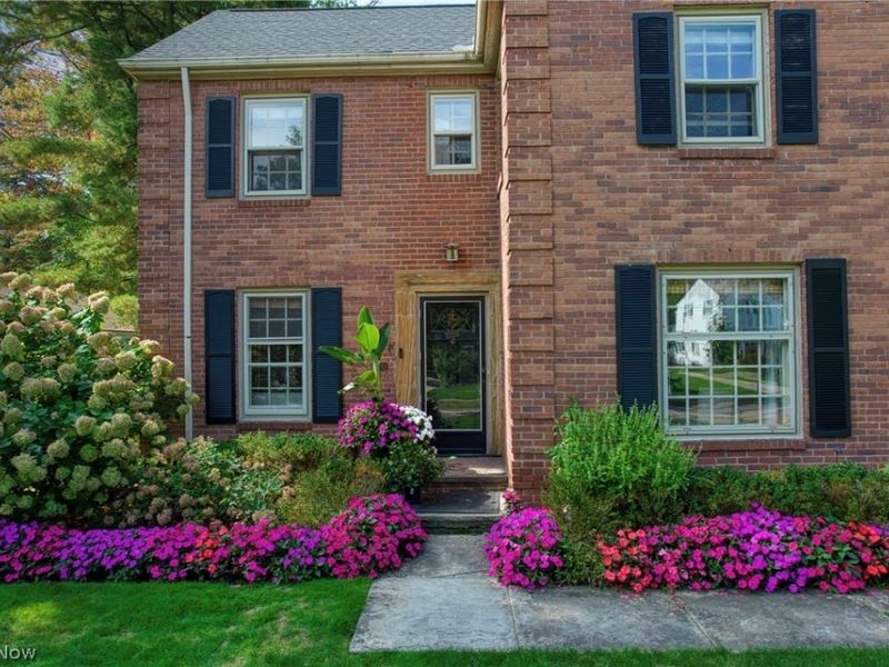 2678 Wrenford Road, Shaker Heights, OH 44122 Photo 2