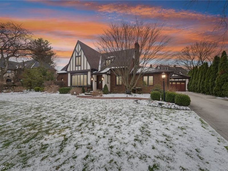 20721 Avalon Drive, Rocky River, OH 44116 Photo 2