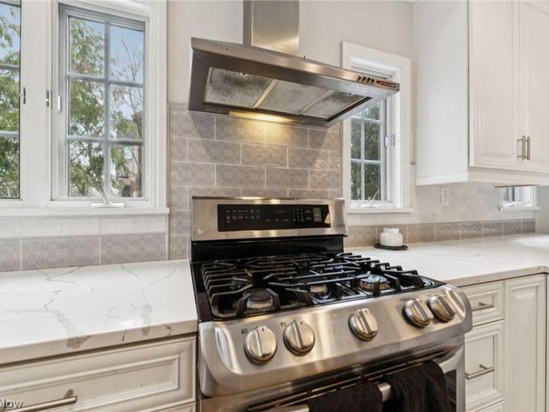 20721 Avalon Drive, Rocky River, OH 44116 Photo 23