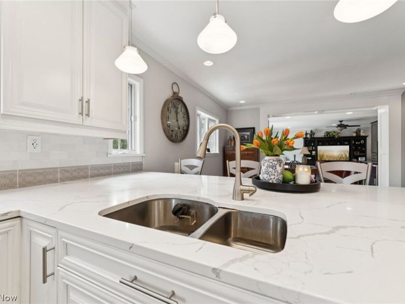 20721 Avalon Drive, Rocky River, OH 44116 Photo 24