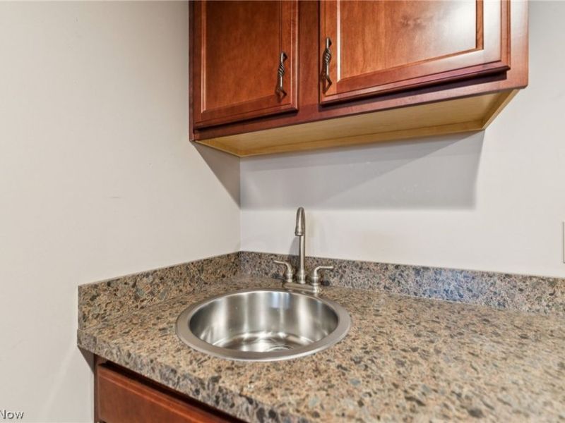 20721 Avalon Drive, Rocky River, OH 44116 Photo 26