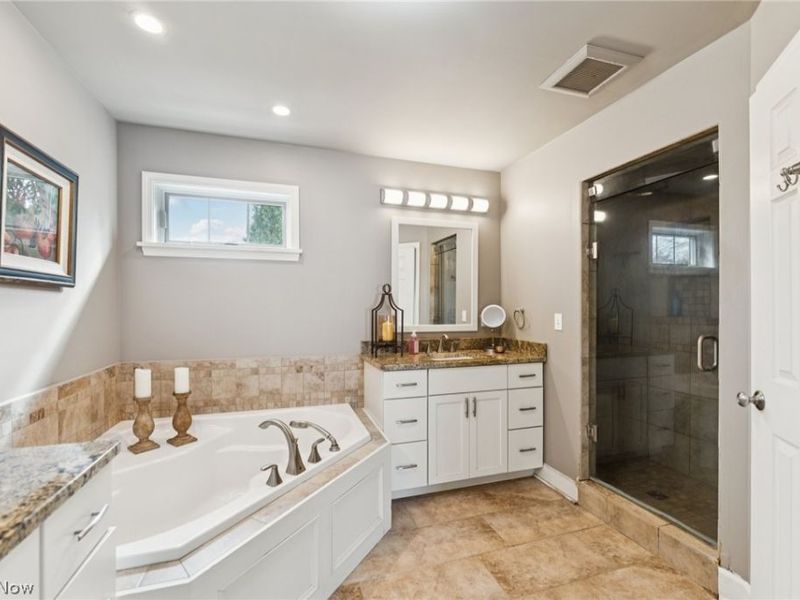 20721 Avalon Drive, Rocky River, OH 44116 Photo 32