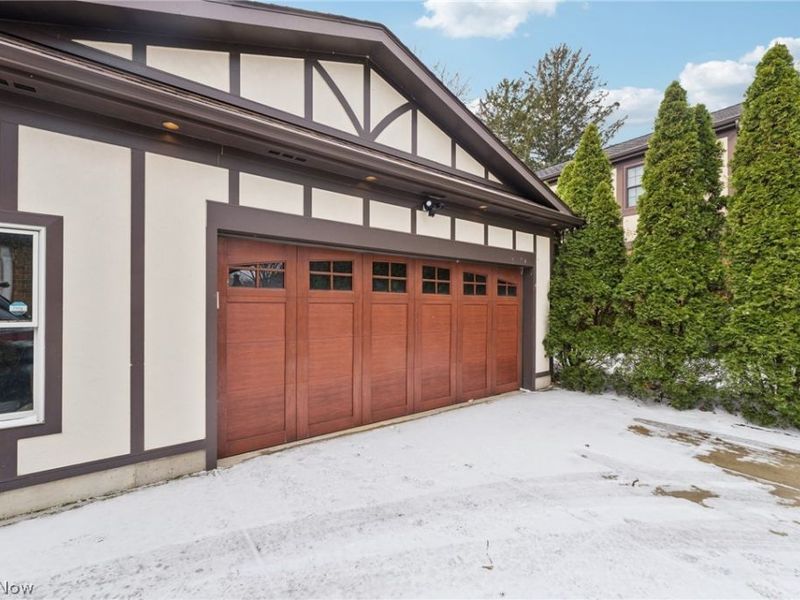 20721 Avalon Drive, Rocky River, OH 44116 Photo 4