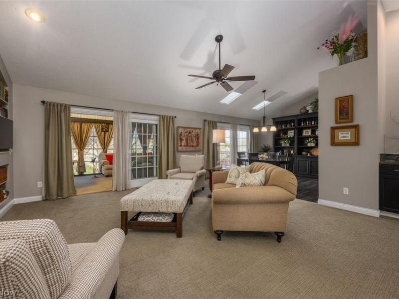 4929 Searls Drive NW, North Canton, OH 44720 Photo 6