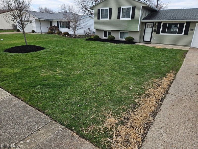 4048 Kenyon Avenue, Lorain, OH 44053 Photo 2