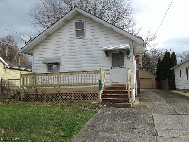 613 Jackson Street, Amherst, OH 44001 Photo 3