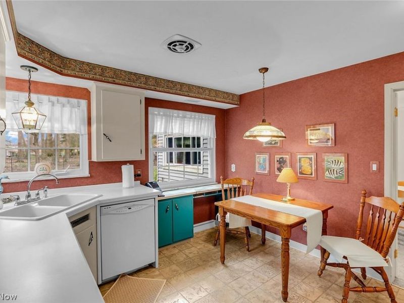 861 Orchard Park Drive, Rocky River, OH 44116 Photo 11