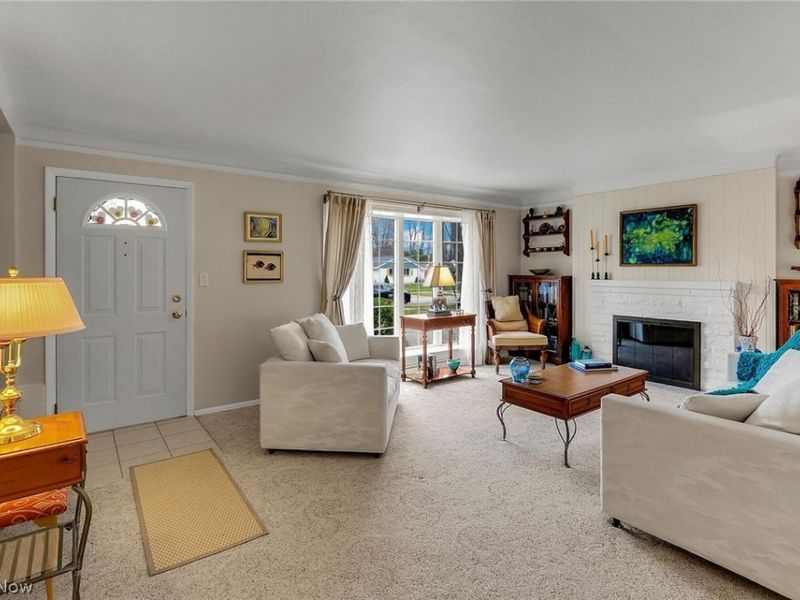 861 Orchard Park Drive, Rocky River, OH 44116 Photo 4