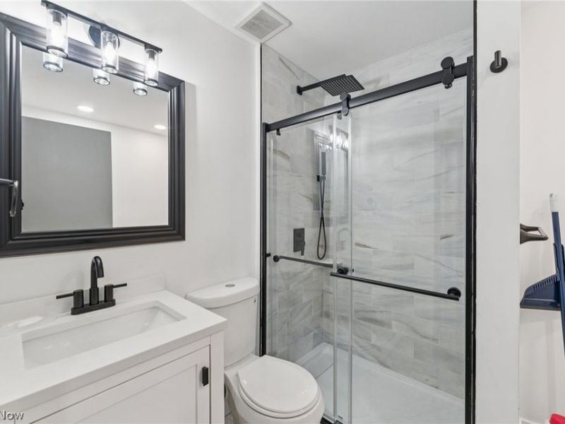 1900 King James Parkway, Unit 203, Westlake, OH 44145 Photo 15