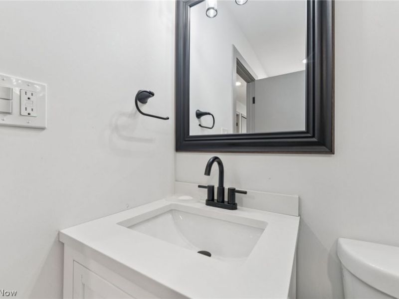 1900 King James Parkway, Unit 203, Westlake, OH 44145 Photo 16