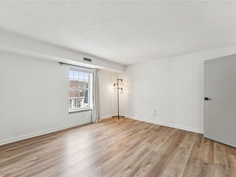 1900 King James Parkway, Unit 203, Westlake, OH 44145 Photo 17