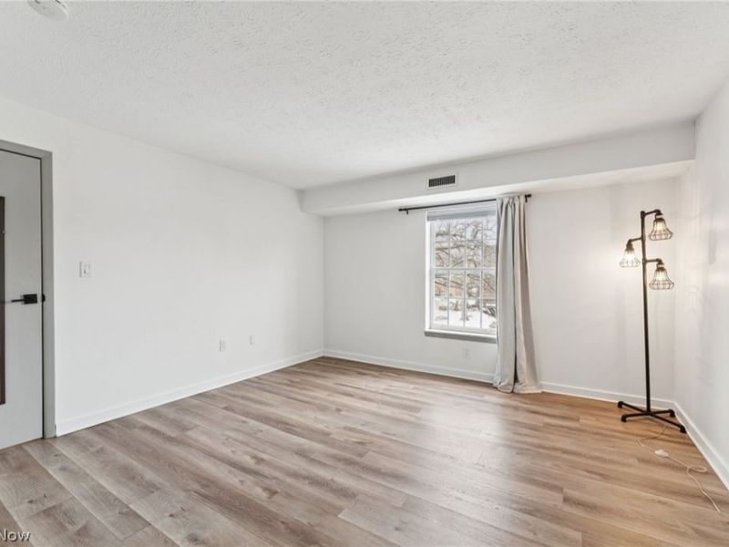 1900 King James Parkway, Unit 203, Westlake, OH 44145 Photo 19