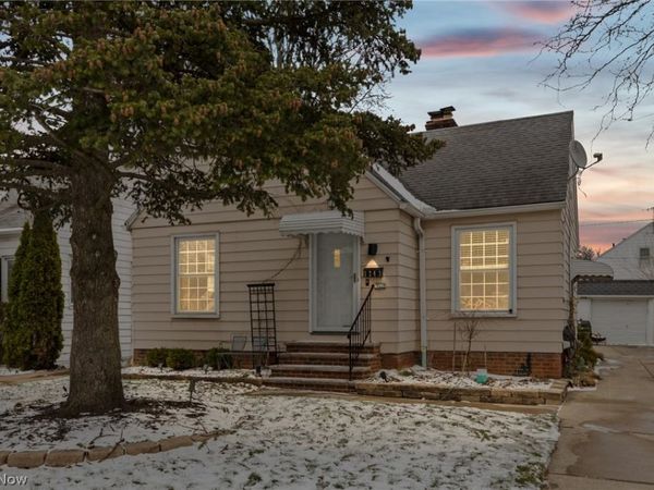 3243 W 142nd Street , Cleveland, OH 44111