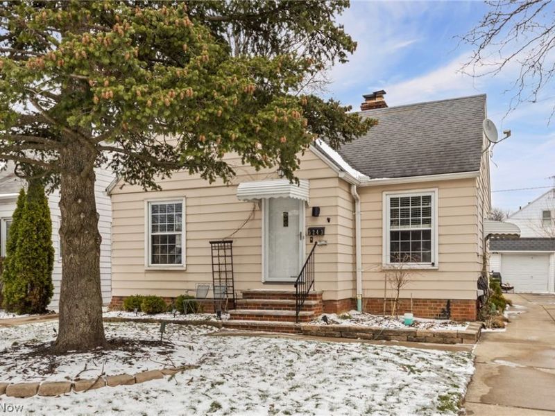 3243 W 142nd Street, Cleveland, OH 44111 Photo 2