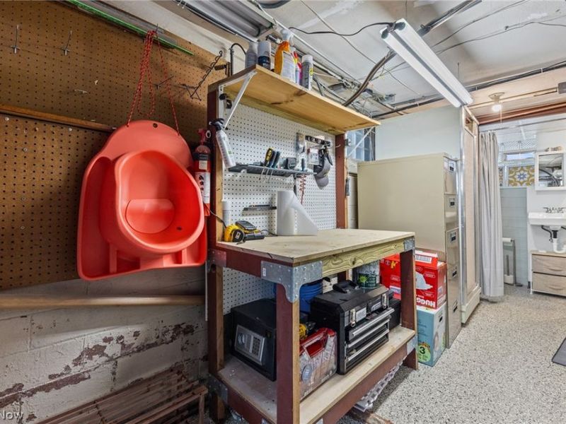 3243 W 142nd Street, Cleveland, OH 44111 Photo 30