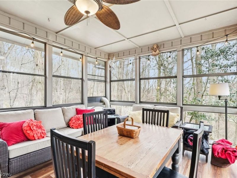 2430 Towpath Boulevard, Cuyahoga Falls, OH 44313 Photo 13