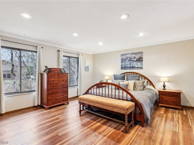 2430 Towpath Boulevard, Cuyahoga Falls, OH 44313 Photo 17