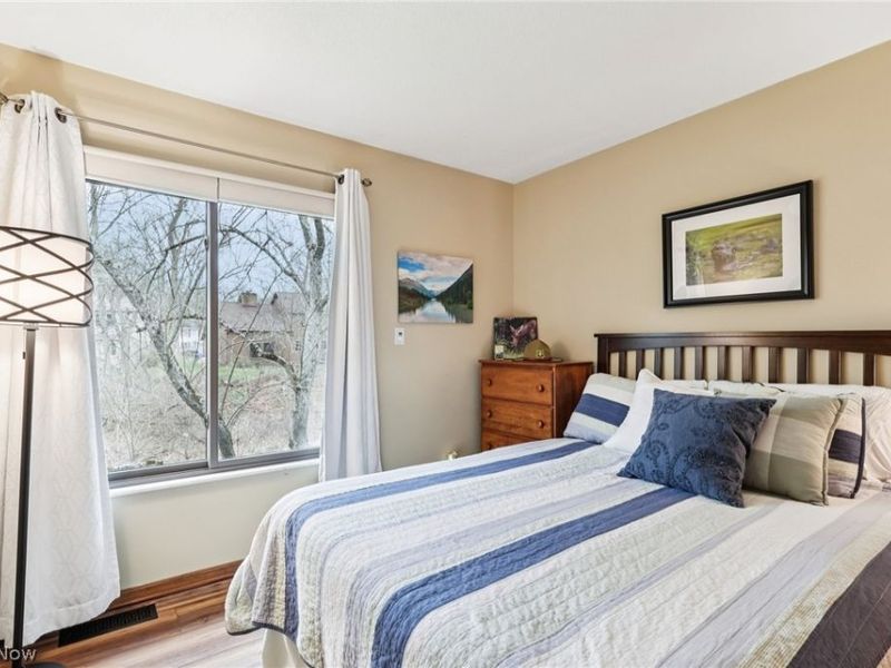 2430 Towpath Boulevard, Cuyahoga Falls, OH 44313 Photo 21